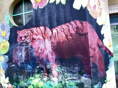 Window Mural Mountain Landscape Pink-Blue — Street art in Grenoble