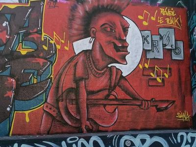 Réveil le Punk — Punk Musician Graffiti — Street art in Nantes