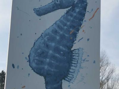Hippocampe par War — Street art de War à Saint-Malo