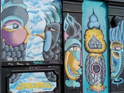 Trois têtes surréalistes — Street art à London