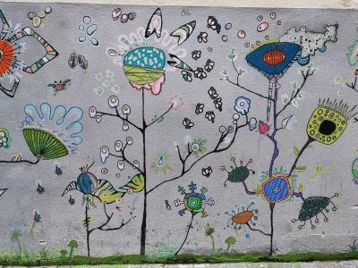 Jardin imaginaire aux fleurs fantastiques III — Street art à Clermont-Ferrand