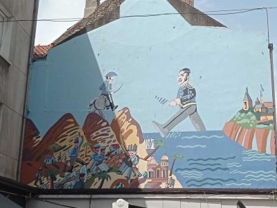 Blue minimalist composition — Street art in Boulogne-sur-Mer