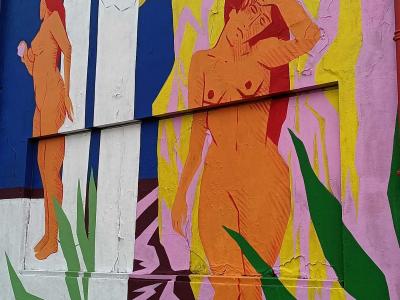Deux nus orange à la Matisse — Street art à La Rochelle