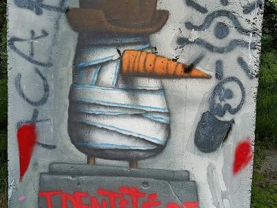 Porcelain Identity — Street art by Ador in Nantes