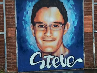 Steve tribute portrait — Street art in Nantes
