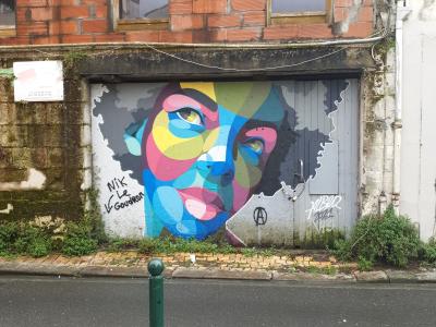 Visage Pop Art Alber — Street art de Alber à Bordeaux