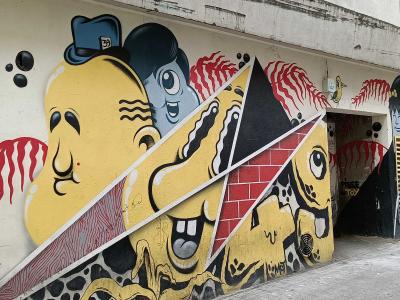 Fresques de personnages caricaturaux, Angers — Street art à Angers