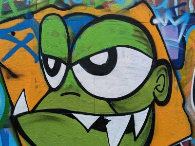 Carnivorous Green Monster on the Quays — Street art in Paris