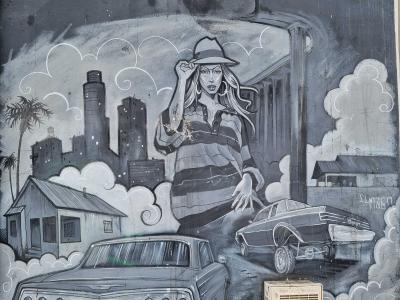 Woman and Lowriders in Black and White — Street art in Clermont-Ferrand