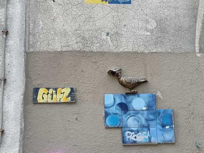 Peace and Bird Multilayer Wall — Street art in Paris