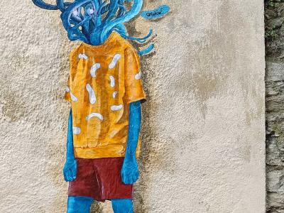 Character with Blue Tentacles — Street art in Nantes