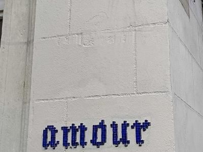 Amour en lettres pixel, Angers — Street art de Fast Freak à Angers
