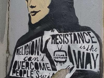 Résistance et liberté des femmes — Street art à Porto
