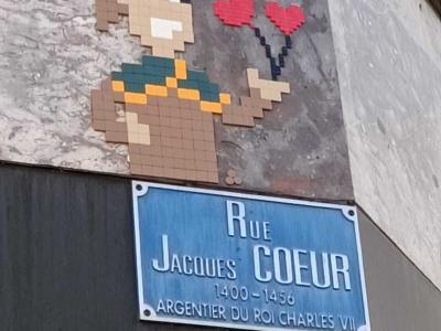 Jacques Cœur and His Two Hearts, above His Street Sign — Street art by Mifamosa in Bourges