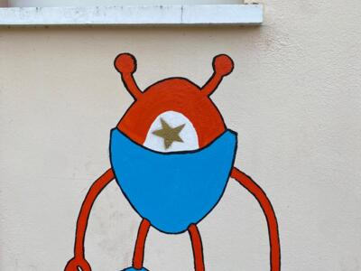 Robots et extraterrestre — Street art de Frob à Guéret