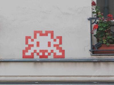 PA_1515, Space Invader de la place Dauphine — Street art de Invader à Paris