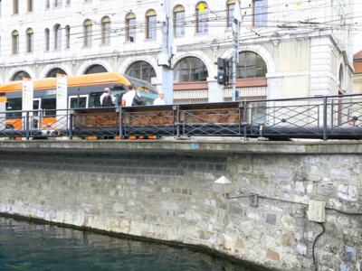 GNV_07, Space Invader du quai de la Poste — Street art de Invader à Genève