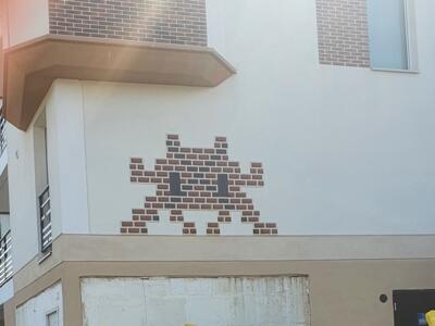 PA_1467, Space Invader on 8 Rue Huwart — Street art by Invader in Villiers-sur-Marne
