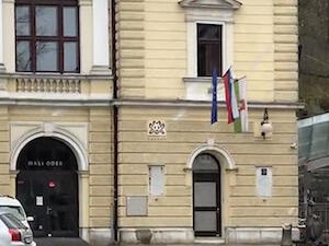 LJU_31, Space Invader de Krekov trg 6 — Street art de Invader à Ljubljana