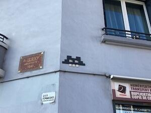 GRN_52, Space Invader on 122A Cours Jean Jaurès — Street art by Invader in Grenoble