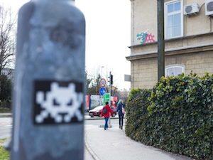 LJU_30, Space Invader de Tržaška cesta — Street art de Invader à Ljubljana