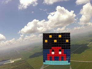 SPACE_01, Space Invader in the Stratosphere — Street art by Invader in Titusville