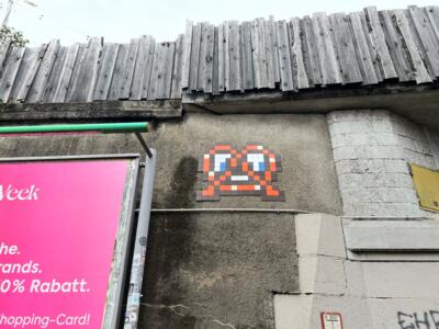 MUN_11, Space Invader de Lagerhausstraße — Street art de Invader à München