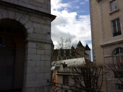 PAU_05, Space Invader de la rue de Guiche — Street art de Invader à Pau