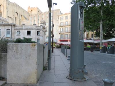 AVI_05, Space Invader on Rue Molière — Street art by Invader in Avignon