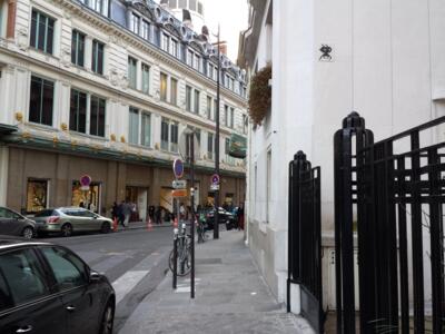 PA_395, Space Invader on Rue Chomel — Street art by Invader in Paris