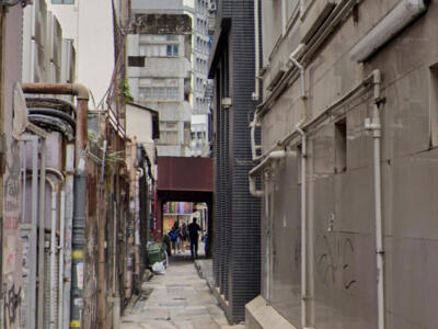 HK_13, Space Invader de Granville Road — Street art de Invader à Hong Kong