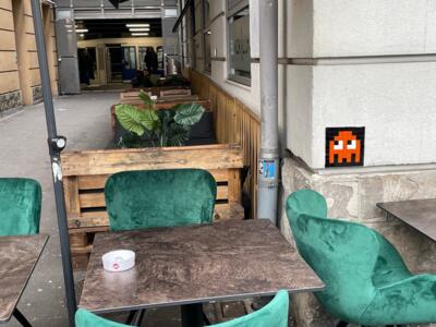 LSN_08, Space Invader on Place de l'Europe 6 — Street art by Invader in Lausanne