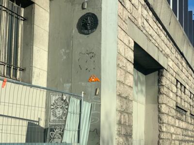 PA_195, Space Invader de la voie BR/18 — Street art de Invader à Paris
