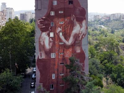 Medea and Her Children — Street art by Milu Correch in Tbilisi