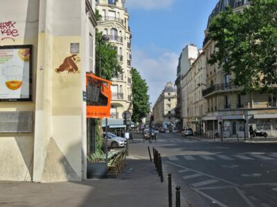 PA_326, Space Invader on Rue de Picpus — Street art by Invader in Paris