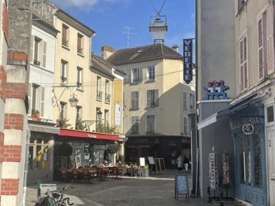 FTBL_07, Space Invader de la rue de la Corne — Street art de Invader à Fontainebleau