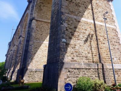 FTBL_14, Space Invader de la rue du Viaduc — Street art de Invader à Avon