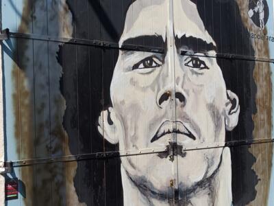 Maradona on the pizzeria shutter — Street art in Marseille