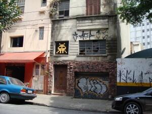 SP_36, Space Invader de Rua Peixoto Gomide — Street art de Invader à São Paulo