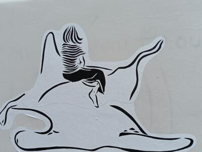 Raie manta en collage — Street art à Paimpol