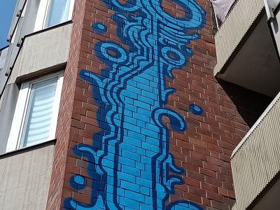 Vício bleu de Zezão — Street art de Zezão à Berlin