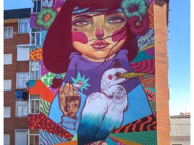 A Latina — Street art de Toys Daniel, Omik à La Bañeza