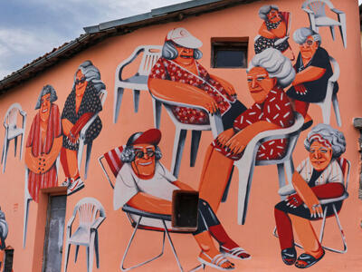 Grandmothers in the Cool — Street art by Marina Capdevila in Aielli