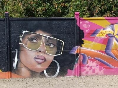 Portrait with Gold Visor Glasses — Street art in Reims