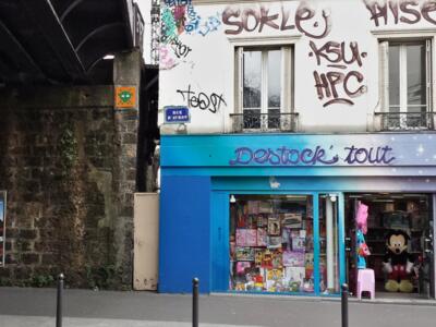 PA_753, Space Invader on 120 Rue d'Avron — Street art by Invader in Paris