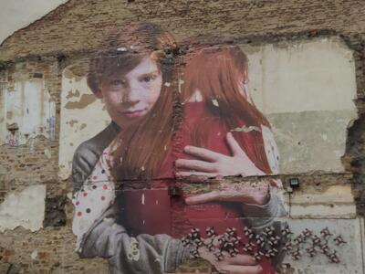 Your Eyes... They Turn Me — Street art by Bifido in La Bañeza