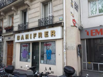PA_754, Space Invader on 59 bis Rue Popincourt — Street art by Invader in Paris