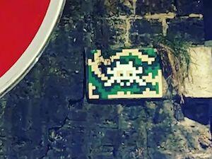 PA_1484, Space Invader de la rue de Lagny — Street art de Invader à Paris