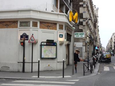 PA_847, Space Invader de la rue de Vaugirard — Street art de Invader à Paris