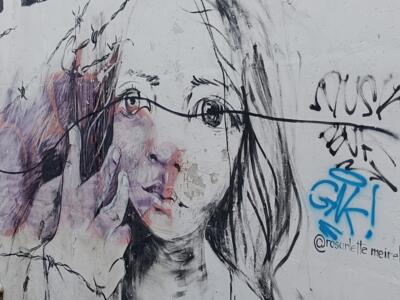 Long-Haired Face by Rosarlette Meirelles — Street art by Rosarlette Meirelles in Almada